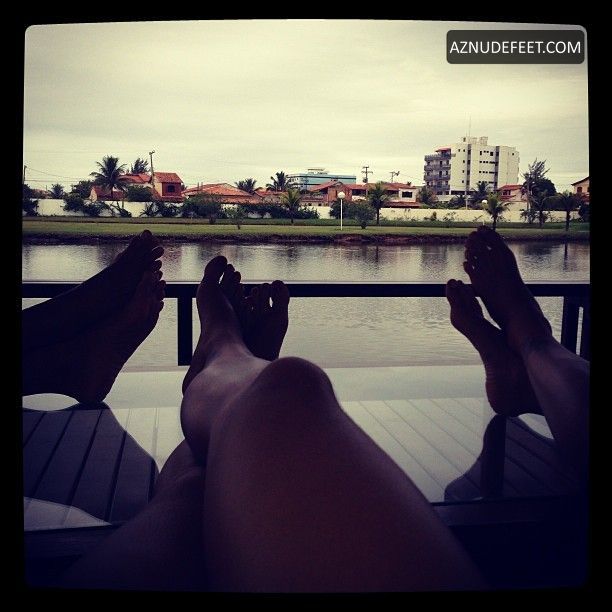 Mariana Andrade Feet Aznudefeet