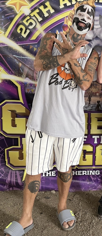 Shaggy 2 Dope