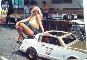 Linda Vaughn