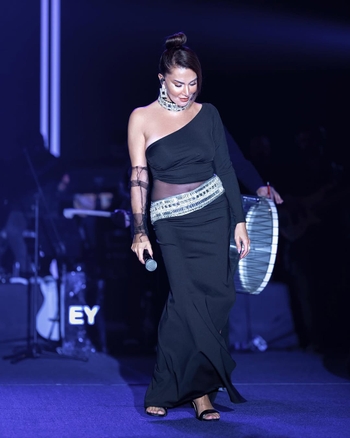 Ebru Yasar