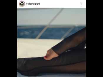  alt="Yelle"