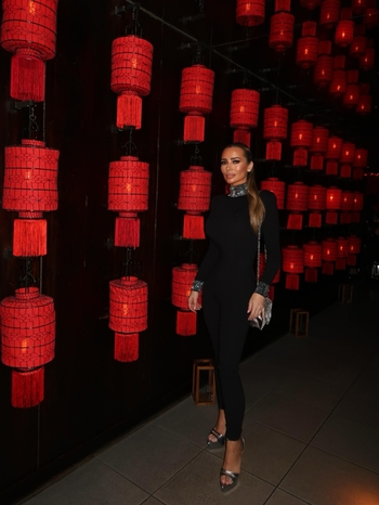 Amanda Harrington (IV)