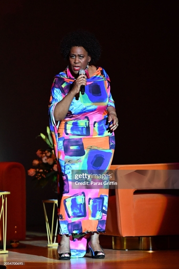 Chandra Currelley-Young