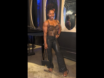  alt="Cydney Gillon"