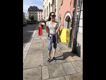  alt="Laura Adkin"