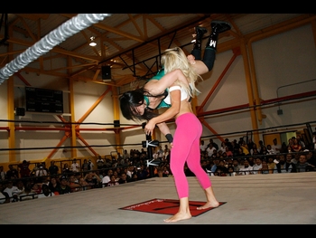  alt="Lacey Von Erich"