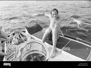  alt="Charles Aznavour"