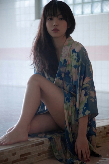 Mayuko Iwasa