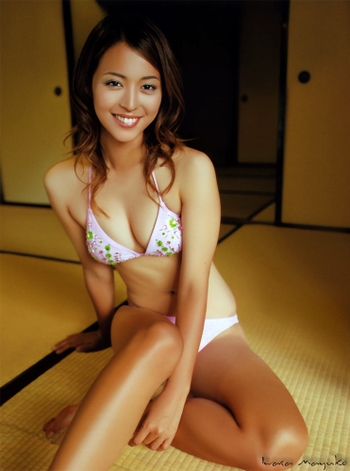 Mayuko Iwasa