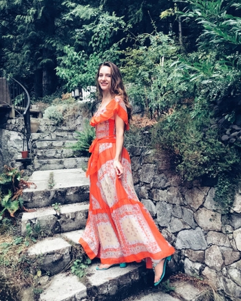 Sari Mercer