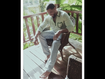  alt="Laz Alonso"