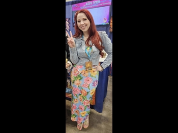  alt="Alexis Tipton"