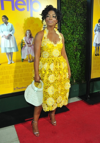 Aunjanue Ellis