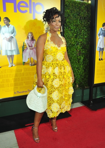 Aunjanue Ellis