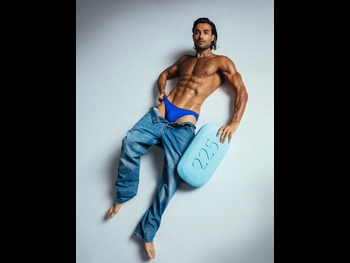  alt="Sam Asghari"