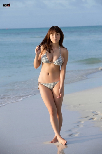 Ai Shinozaki