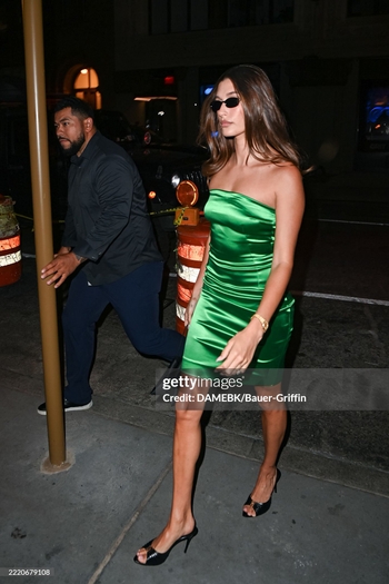 Hailey Bieber