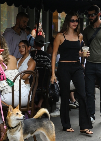 Hailey Bieber