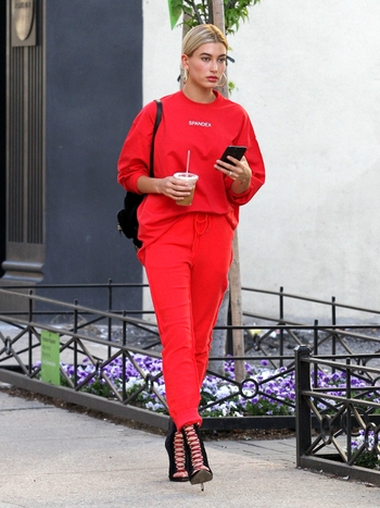 Hailey Bieber