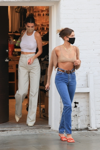 Hailey Bieber