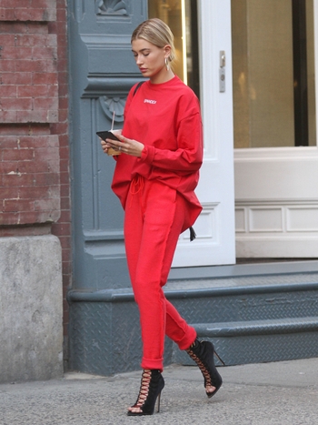 Hailey Bieber