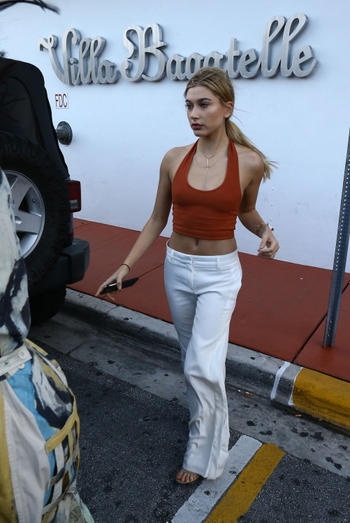 Hailey Bieber