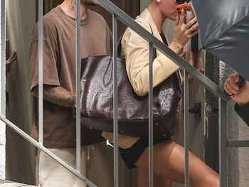 Hailey Bieber