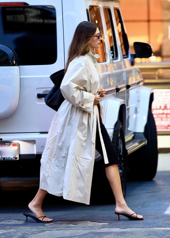 Hailey Bieber