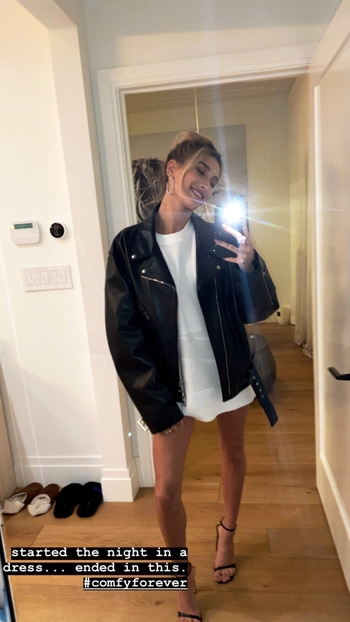 Hailey Bieber