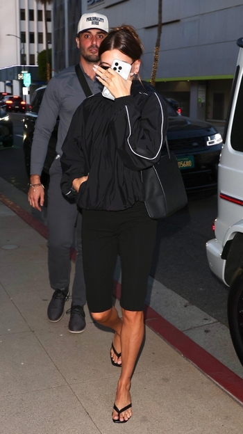 Hailey Bieber