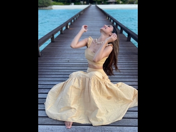  alt="Mouni Roy"