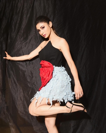 Mouni Roy