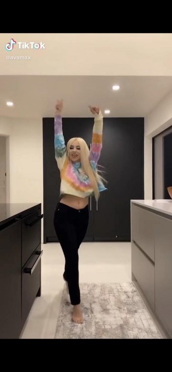 Ava Max