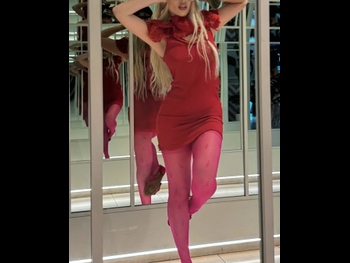  alt="Ava Max"