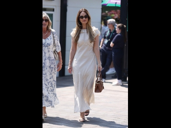  alt="Lily James"