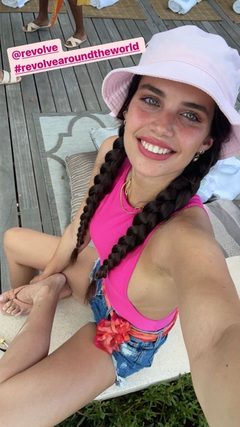 Sara Sampaio