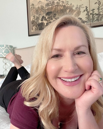 Angela Kinsey