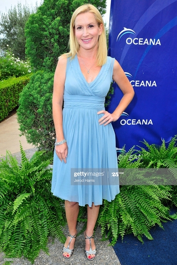 Angela Kinsey