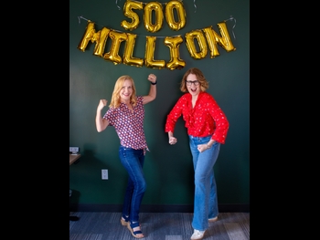  alt="Angela Kinsey"