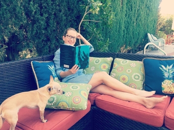 Angela Kinsey