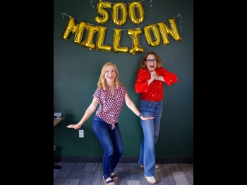 alt="Angela Kinsey"