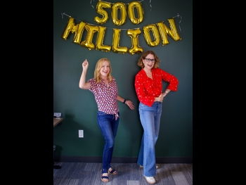  alt="Angela Kinsey"