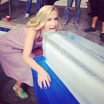 Angela Kinsey