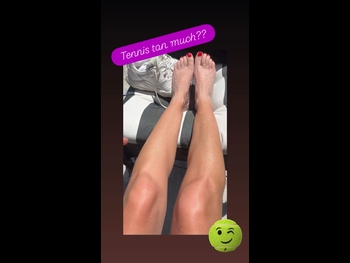  alt="Angela Kinsey"