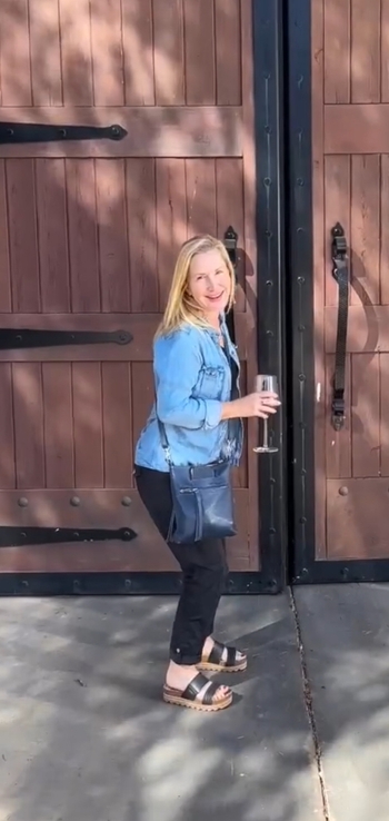 Angela Kinsey