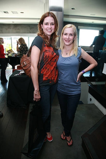 Angela Kinsey