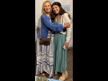  alt="Angela Kinsey"