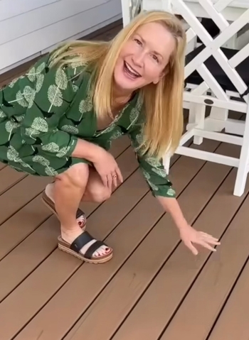 Angela Kinsey