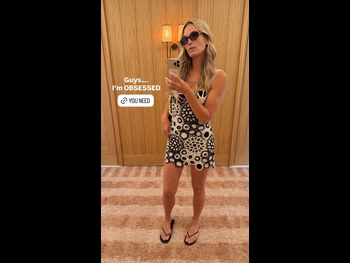  alt="Molly Sims"
