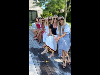  alt="Molly Sims"